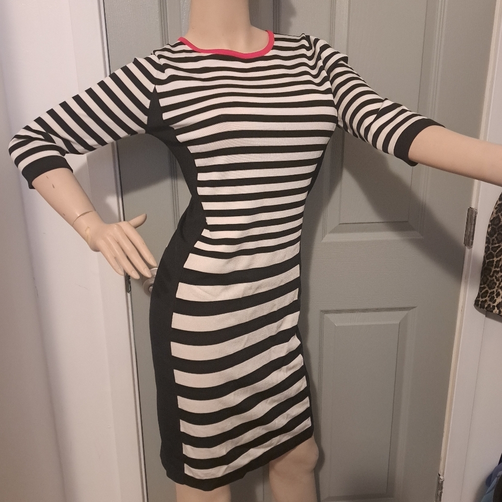 Katherine Barclay Black and White Asymmetrical Dress 3/4 Raglan Sleeves  207